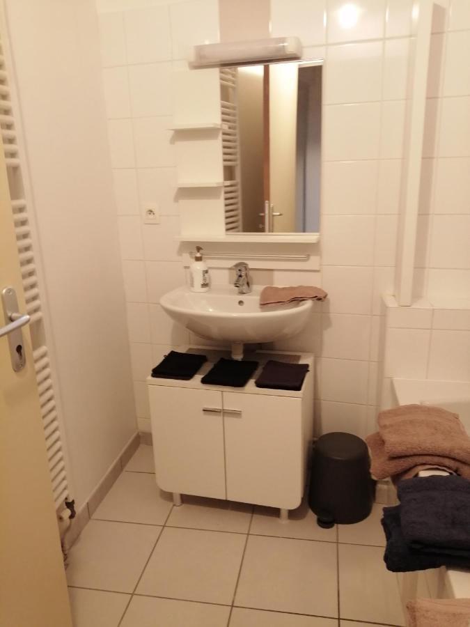 Studio Dans Vieux Magasin 1800 Appartement Sedan Buitenkant foto